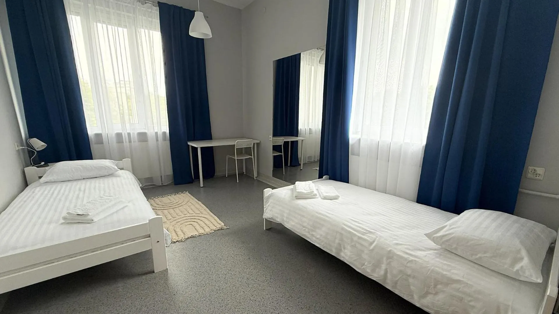 Mobirooms - Pokoje I Apartamenty Wrocław 0*,  Polen
